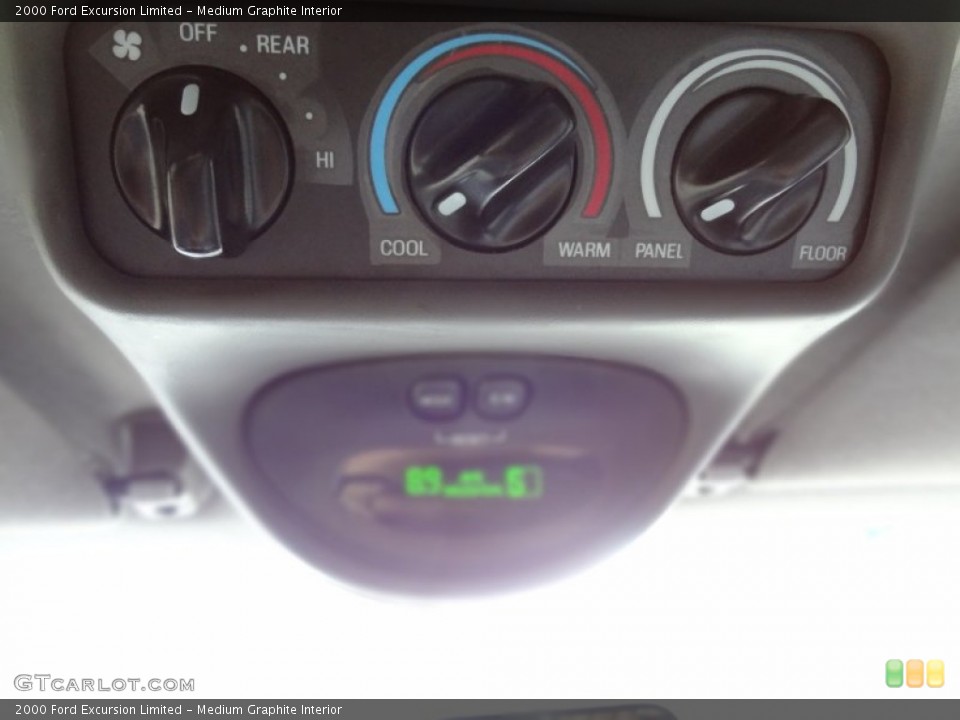 Medium Graphite Interior Controls for the 2000 Ford Excursion Limited #69531024