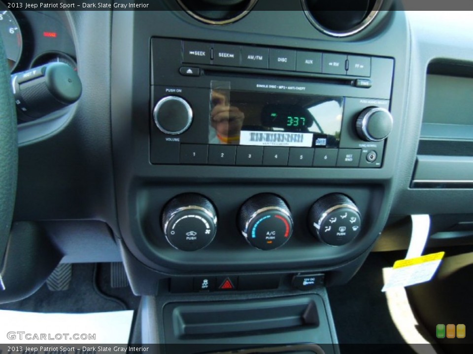Dark Slate Gray Interior Controls for the 2013 Jeep Patriot Sport #69533874