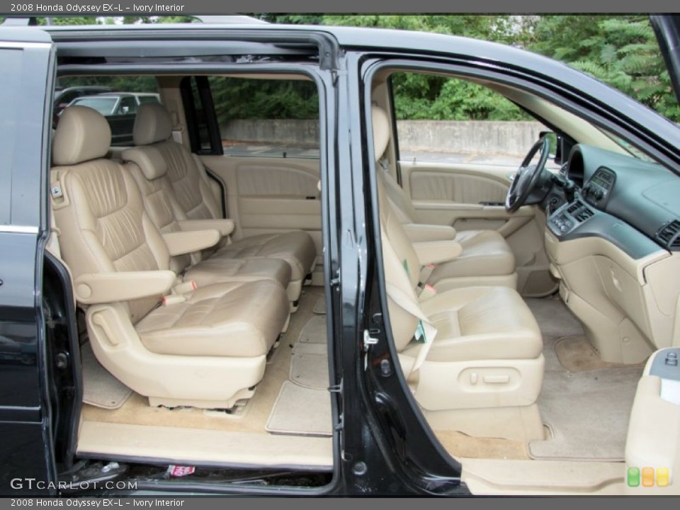 Ivory Interior Photo for the 2008 Honda Odyssey EX-L #69537913