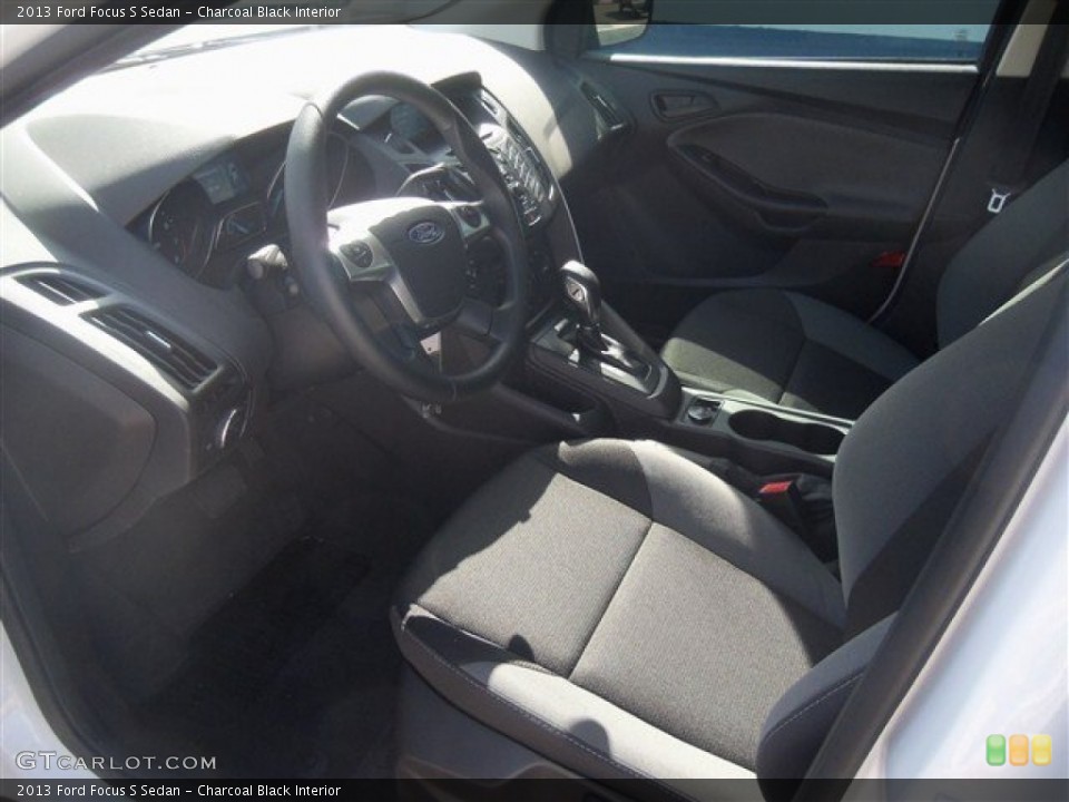 Charcoal Black Interior Photo for the 2013 Ford Focus S Sedan #69545301