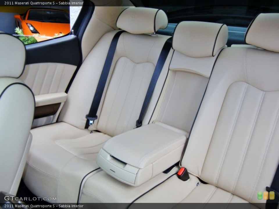 Sabbia Interior Rear Seat for the 2011 Maserati Quattroporte S #69555276