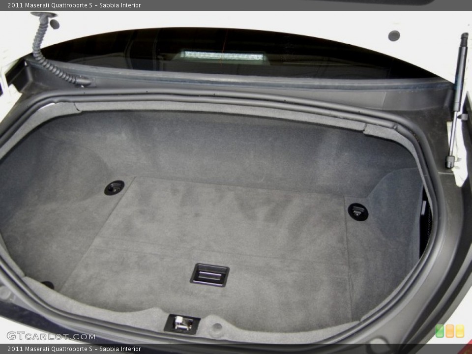 Sabbia Interior Trunk for the 2011 Maserati Quattroporte S #69555498