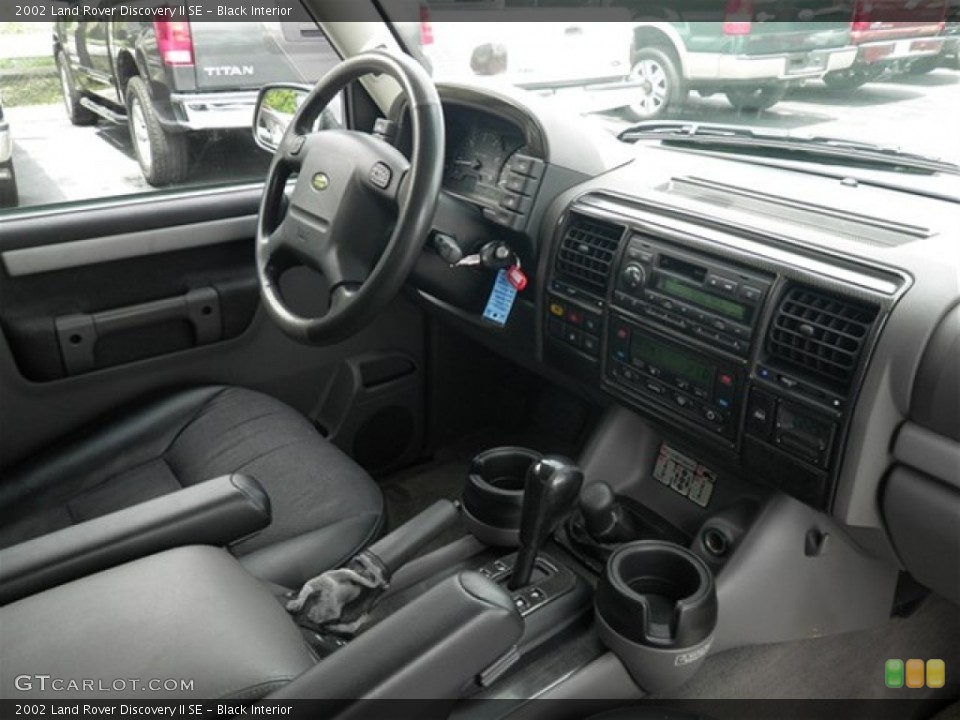 Black Interior Photo for the 2002 Land Rover Discovery II SE #69559101
