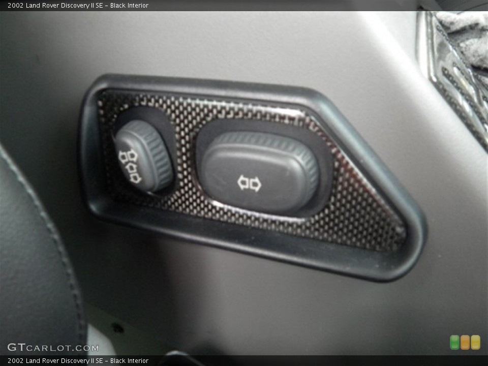 Black Interior Controls for the 2002 Land Rover Discovery II SE #69559119