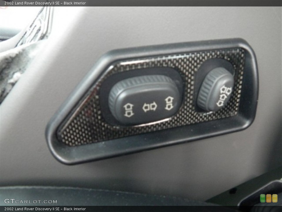 Black Interior Controls for the 2002 Land Rover Discovery II SE #69559177