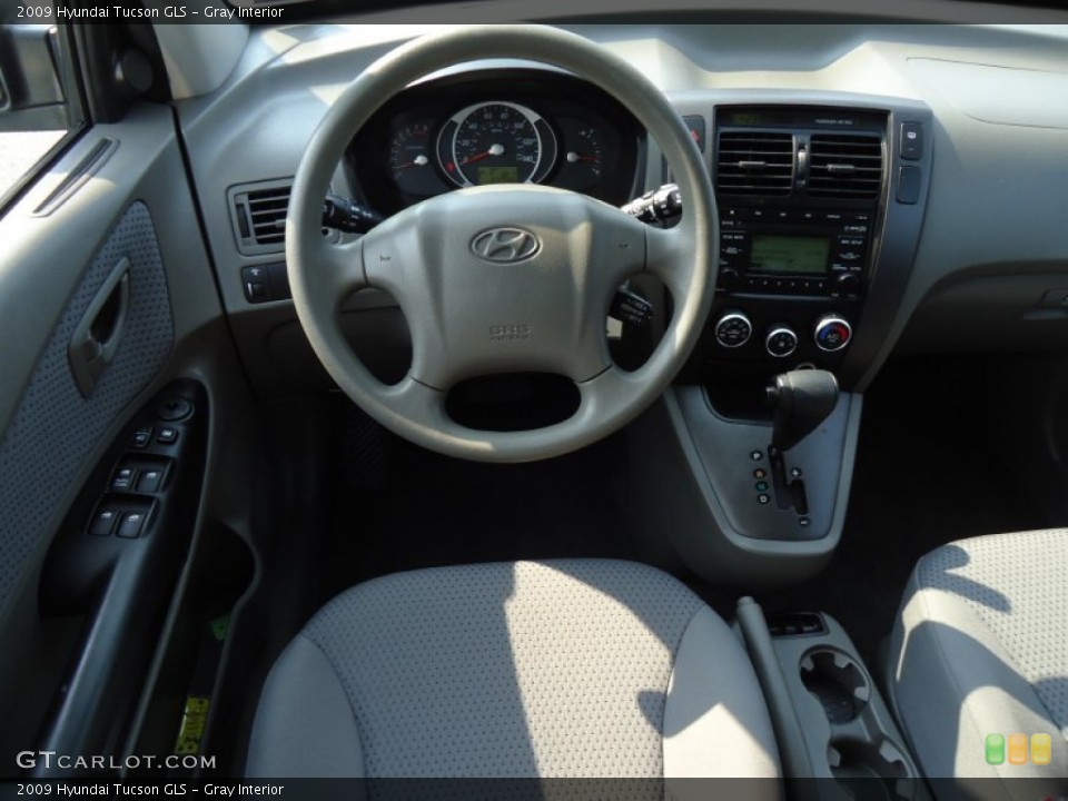 Gray Interior Dashboard for the 2009 Hyundai Tucson GLS #69561378