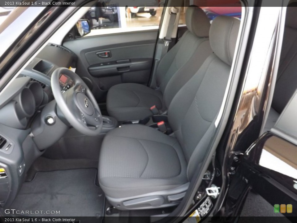 Black Cloth Interior Photo for the 2013 Kia Soul 1.6 #69563263