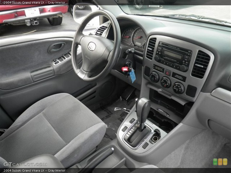 Gray Interior Dashboard for the 2004 Suzuki Grand Vitara LX #69565440
