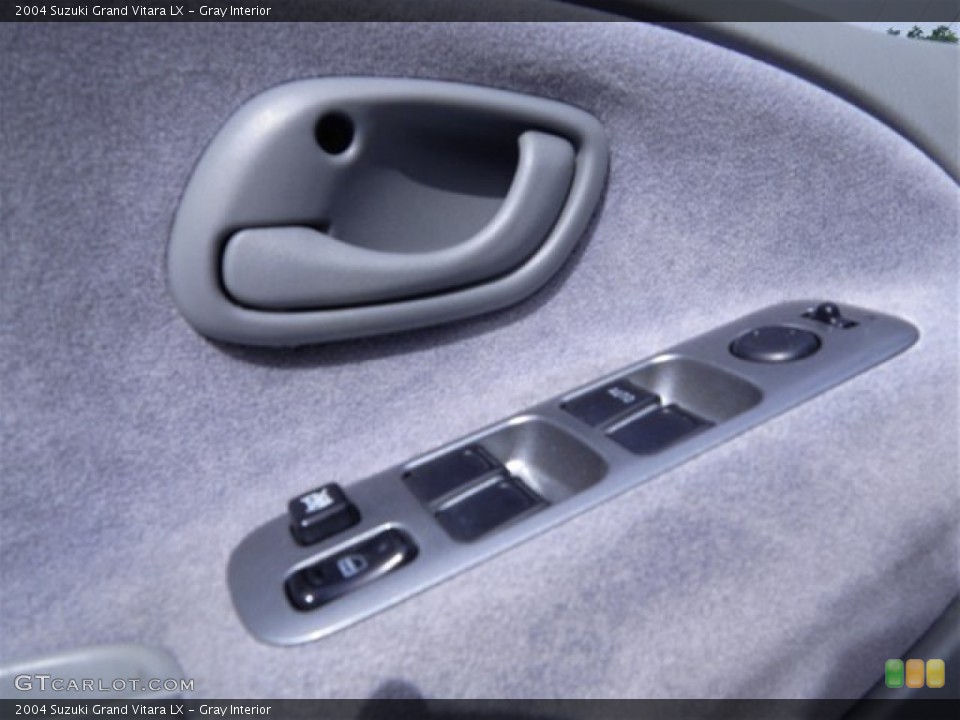 Gray Interior Controls for the 2004 Suzuki Grand Vitara LX #69565506