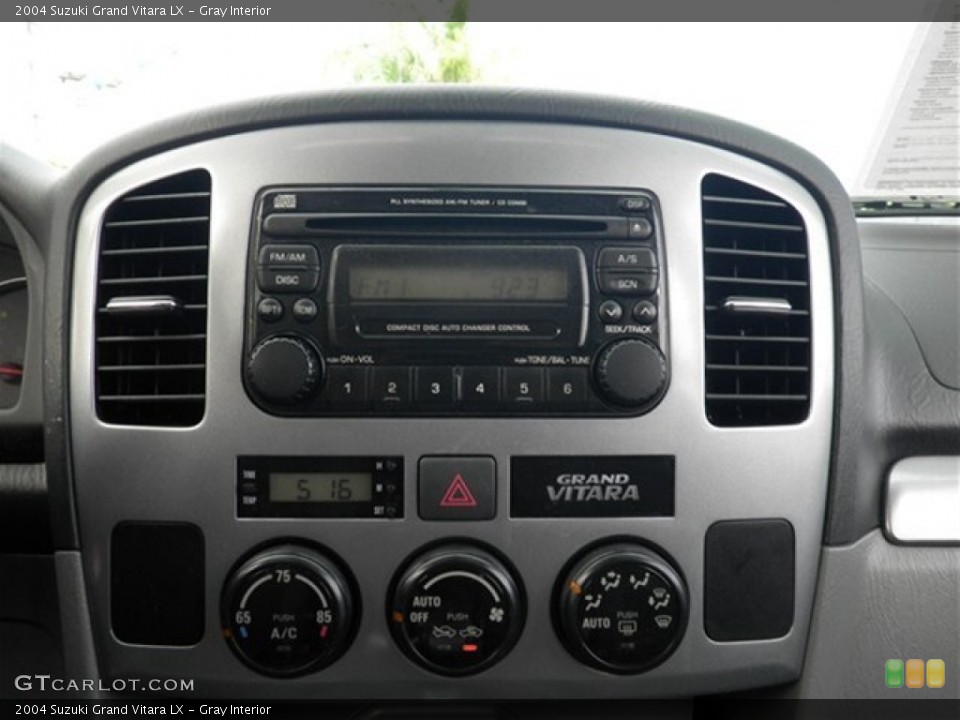 Gray Interior Controls for the 2004 Suzuki Grand Vitara LX #69565575