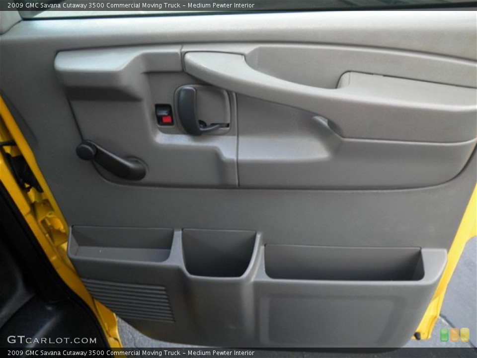 Medium Pewter Interior Door Panel for the 2009 GMC Savana Cutaway 3500 Commercial Moving Truck #69567636