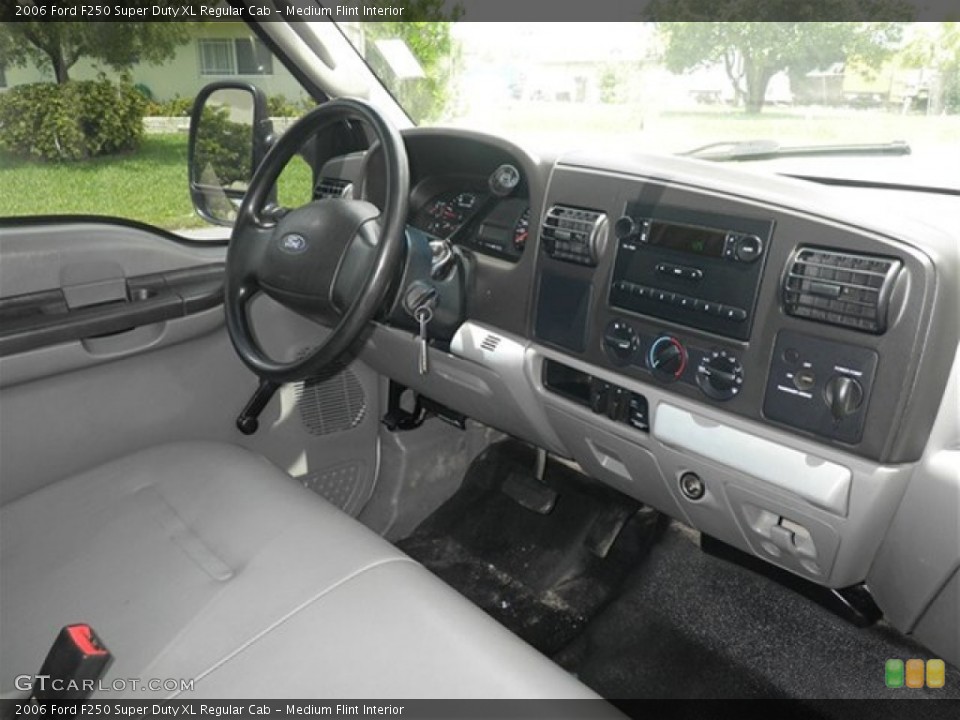 Medium Flint Interior Dashboard for the 2006 Ford F250 Super Duty XL Regular Cab #69568362