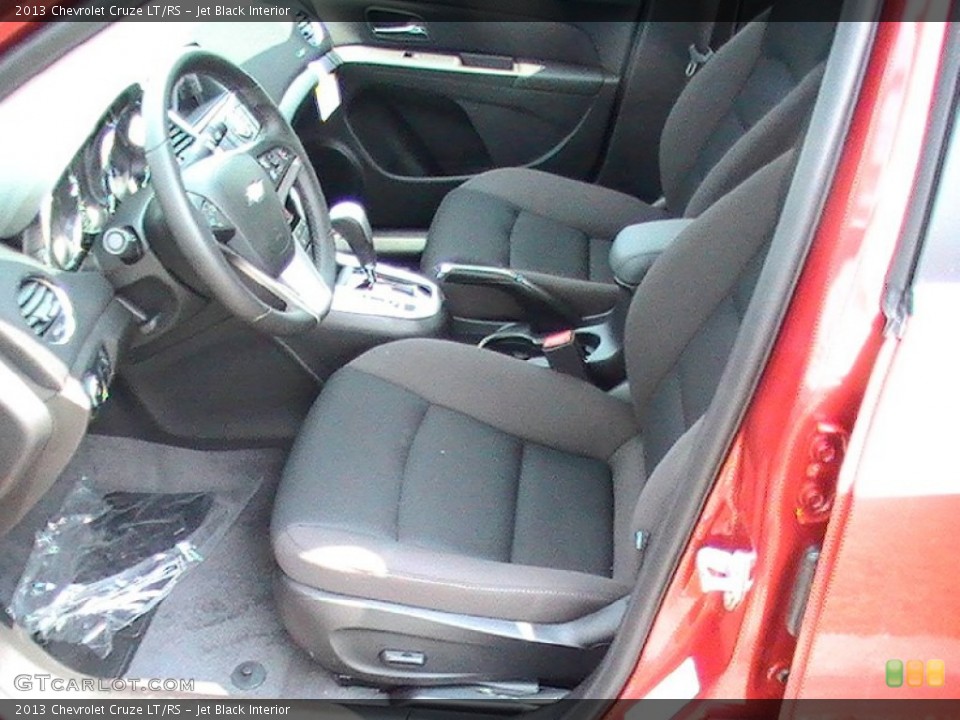 Jet Black Interior Front Seat for the 2013 Chevrolet Cruze LT/RS #69572005