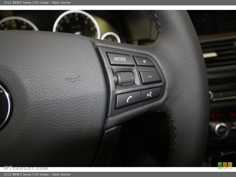 Black Interior Controls for the 2013 BMW 5 Series 535i Sedan #69597508