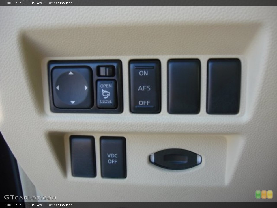 Wheat Interior Controls for the 2009 Infiniti FX 35 AWD #69608602