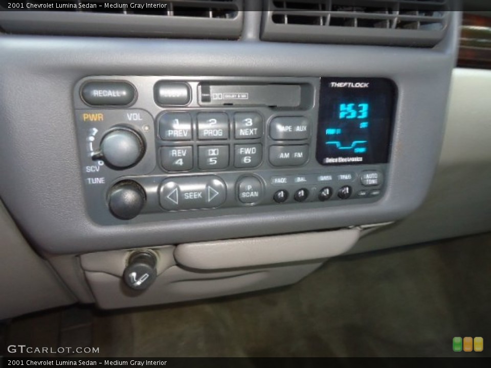 Medium Gray Interior Audio System for the 2001 Chevrolet Lumina Sedan #69610627