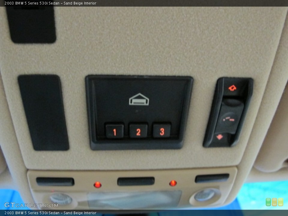 Sand Beige Interior Controls for the 2003 BMW 5 Series 530i Sedan #69611290