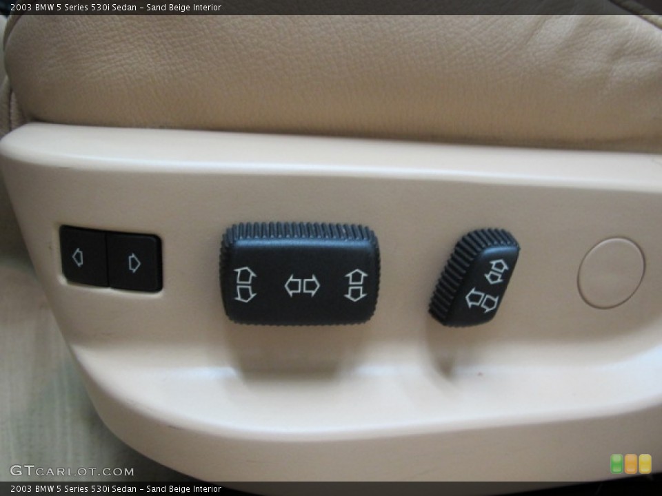 Sand Beige Interior Controls for the 2003 BMW 5 Series 530i Sedan #69611365