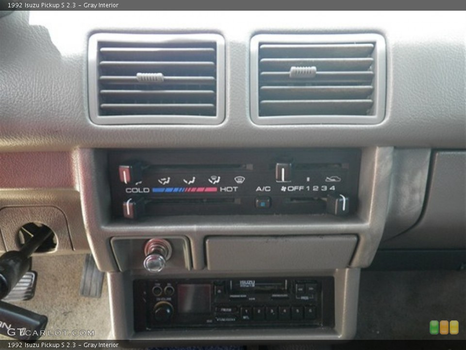 Gray Interior Controls for the 1992 Isuzu Pickup S 2.3 #69620631