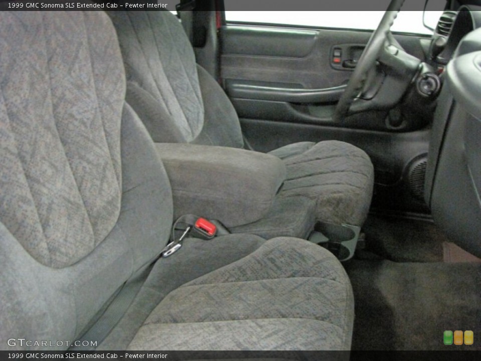 Pewter 1999 GMC Sonoma Interiors