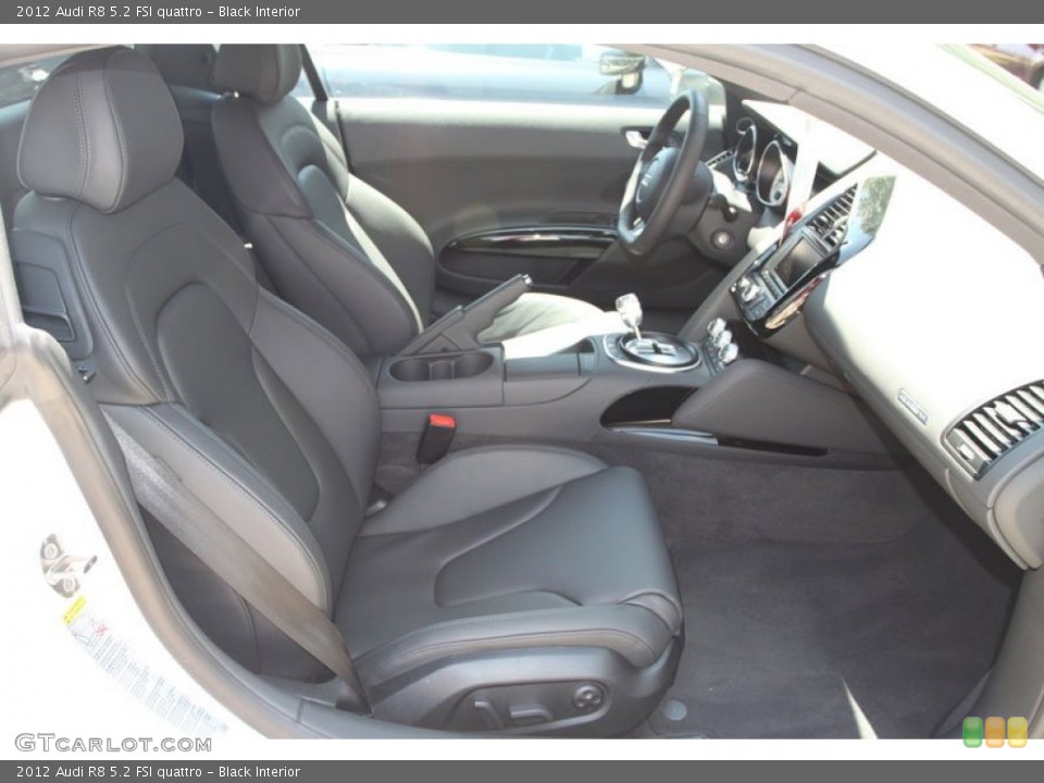 Black Interior Photo for the 2012 Audi R8 5.2 FSI quattro #69632506