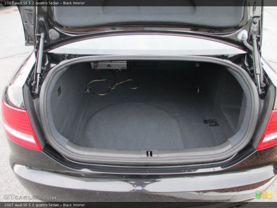 Black Interior Trunk for the 2007 Audi S6 5.2 quattro Sedan #69634024