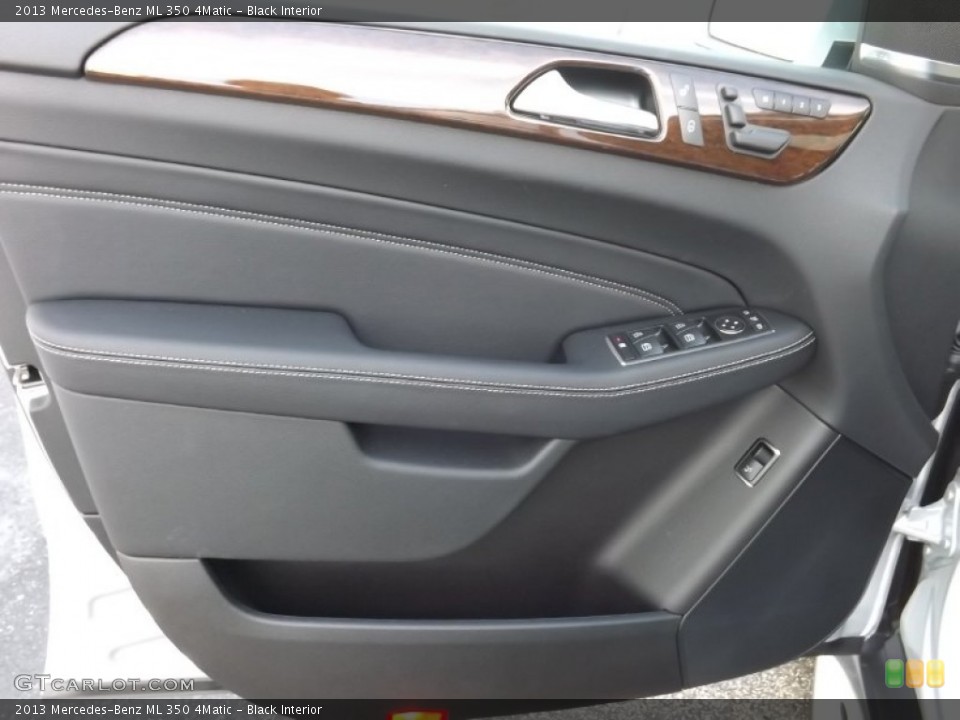 Black Interior Door Panel for the 2013 Mercedes-Benz ML 350 4Matic #69643870