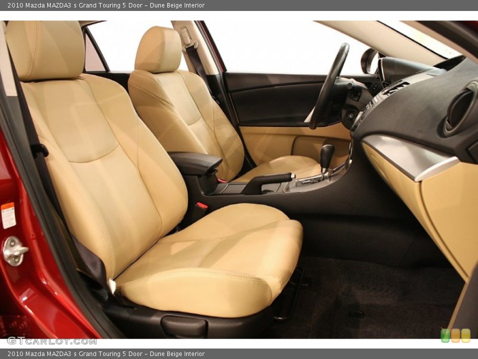 Dune Beige Interior Photo for the 2010 Mazda MAZDA3 s Grand Touring 5 Door #69645304