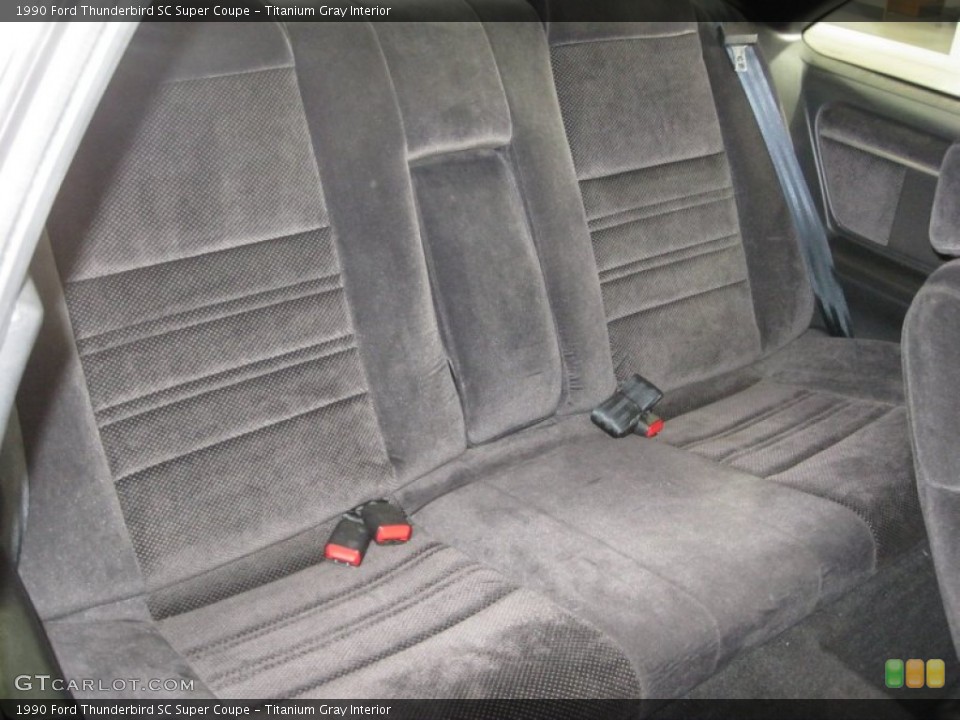 Titanium Gray Interior Photo for the 1990 Ford Thunderbird SC Super Coupe #69653533