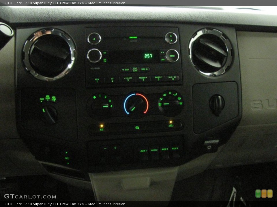 Medium Stone Interior Controls for the 2010 Ford F250 Super Duty XLT Crew Cab 4x4 #69663024