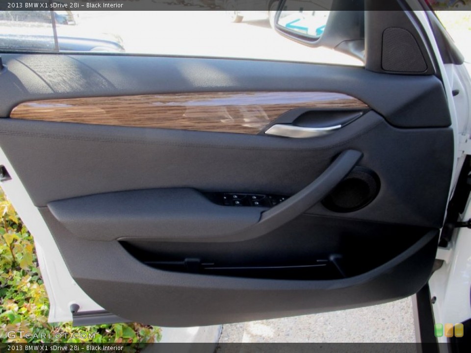 Black Interior Door Panel for the 2013 BMW X1 sDrive 28i #69673170