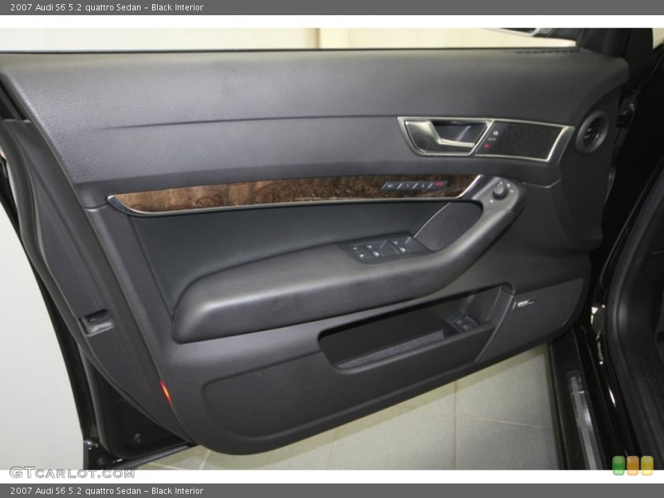 Black Interior Door Panel for the 2007 Audi S6 5.2 quattro Sedan #69673743