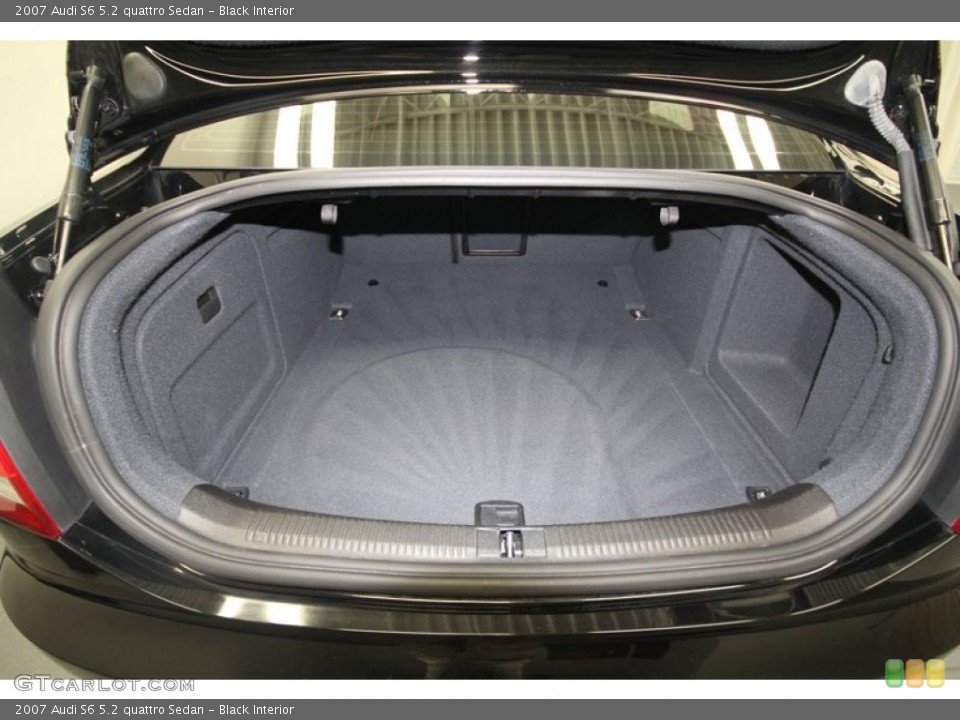 Black Interior Trunk for the 2007 Audi S6 5.2 quattro Sedan #69673971