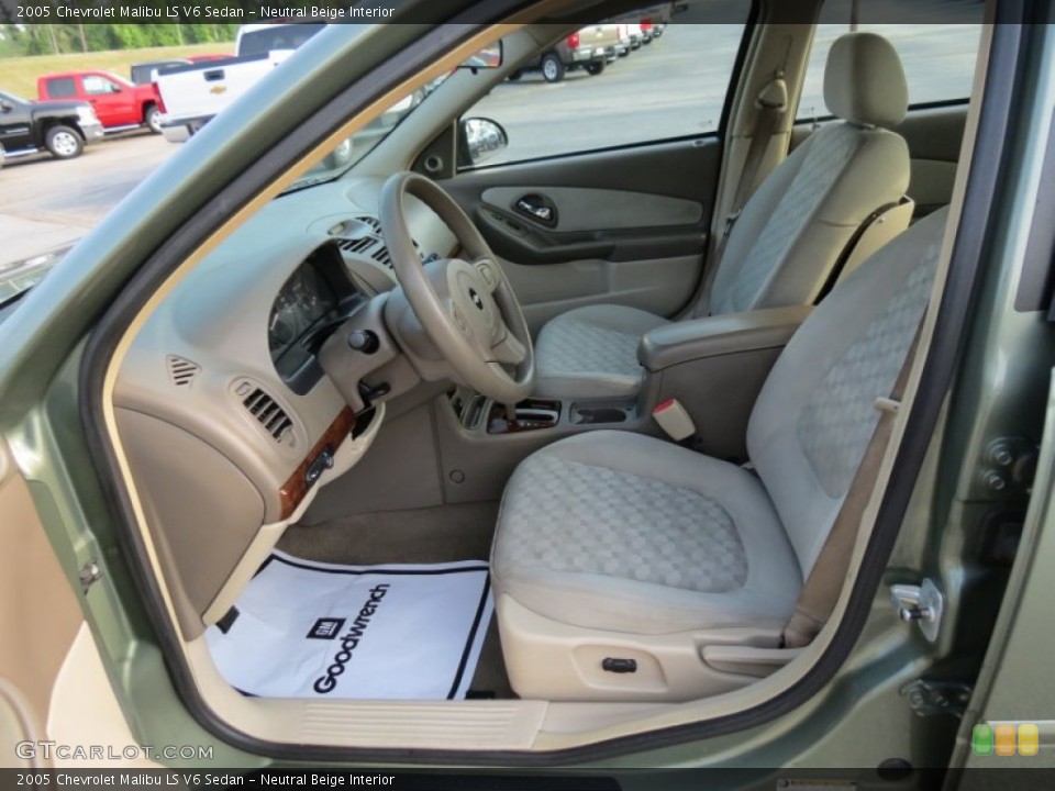 Neutral Beige Interior Front Seat for the 2005 Chevrolet Malibu LS V6 Sedan #69689181
