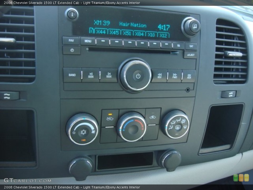 Light Titanium/Ebony Accents Interior Controls for the 2008 Chevrolet Silverado 1500 LT Extended Cab #69689520