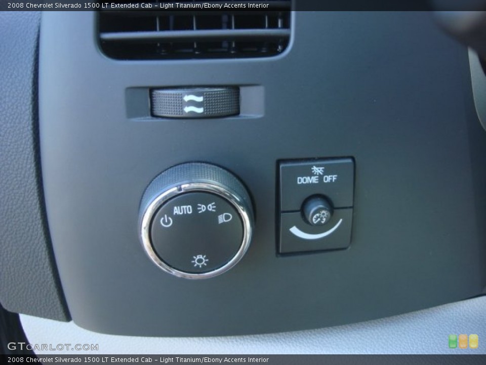 Light Titanium/Ebony Accents Interior Controls for the 2008 Chevrolet Silverado 1500 LT Extended Cab #69689568