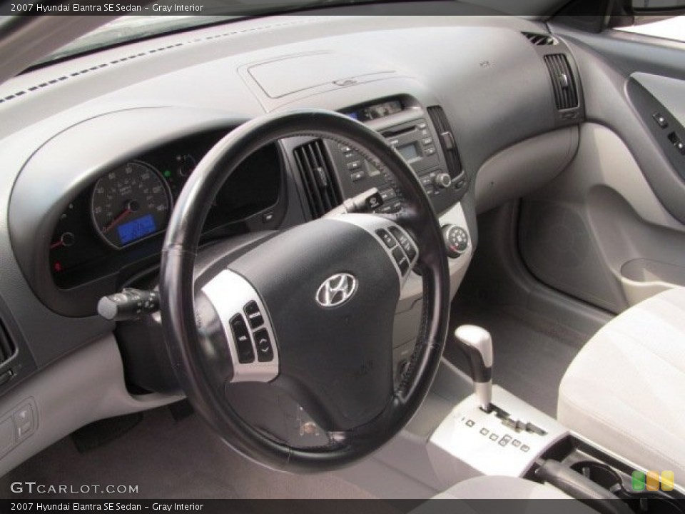 Gray Interior Dashboard for the 2007 Hyundai Elantra SE Sedan #69710218