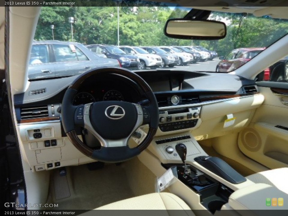 Parchment Interior Photo for the 2013 Lexus ES 350 #69711564