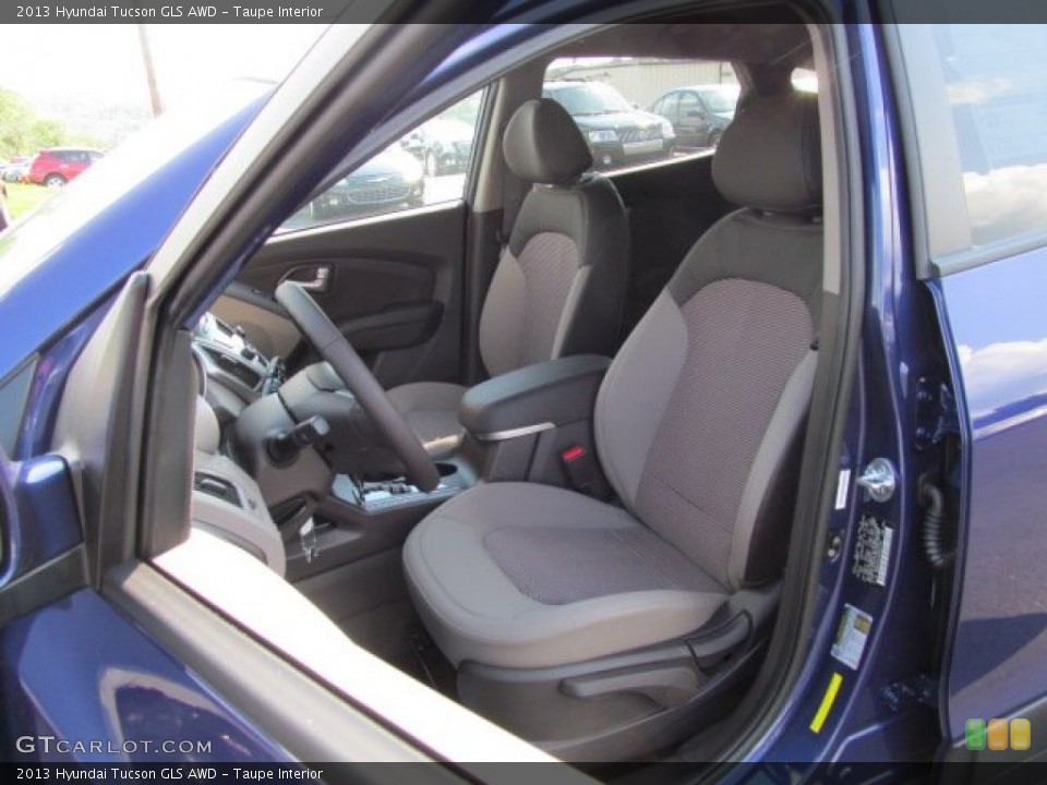 Taupe Interior Front Seat for the 2013 Hyundai Tucson GLS AWD #69712515
