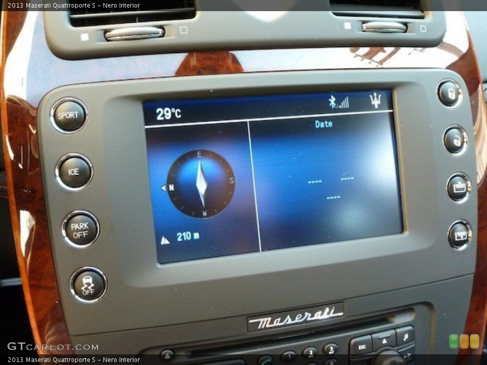 Nero Interior Navigation for the 2013 Maserati Quattroporte S #69714585