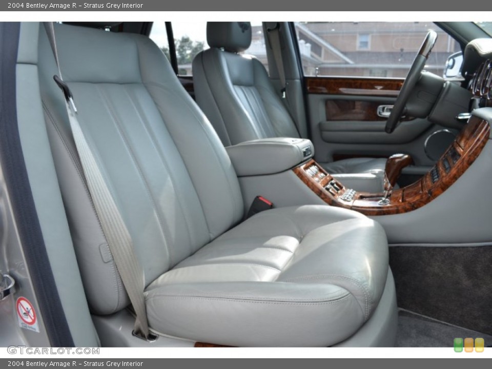 Stratus Grey Interior Photo for the 2004 Bentley Arnage R #69717345