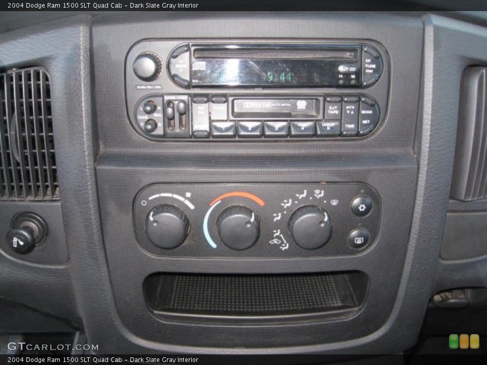 Dark Slate Gray Interior Controls for the 2004 Dodge Ram 1500 SLT Quad Cab #69718041
