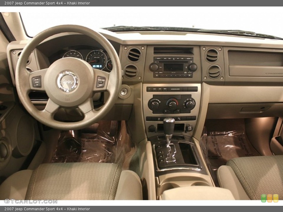 Khaki Interior Dashboard for the 2007 Jeep Commander Sport 4x4 #69722238