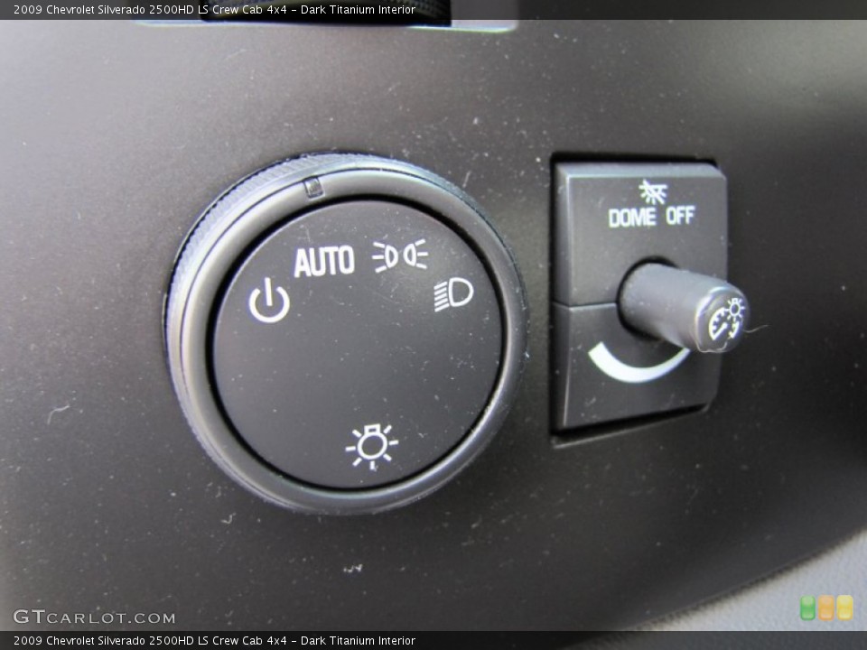 Dark Titanium Interior Controls for the 2009 Chevrolet Silverado 2500HD LS Crew Cab 4x4 #69725019