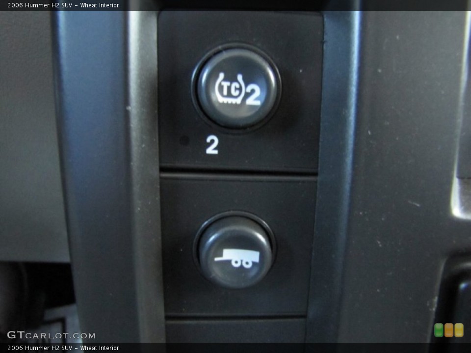 Wheat Interior Controls for the 2006 Hummer H2 SUV #69725433