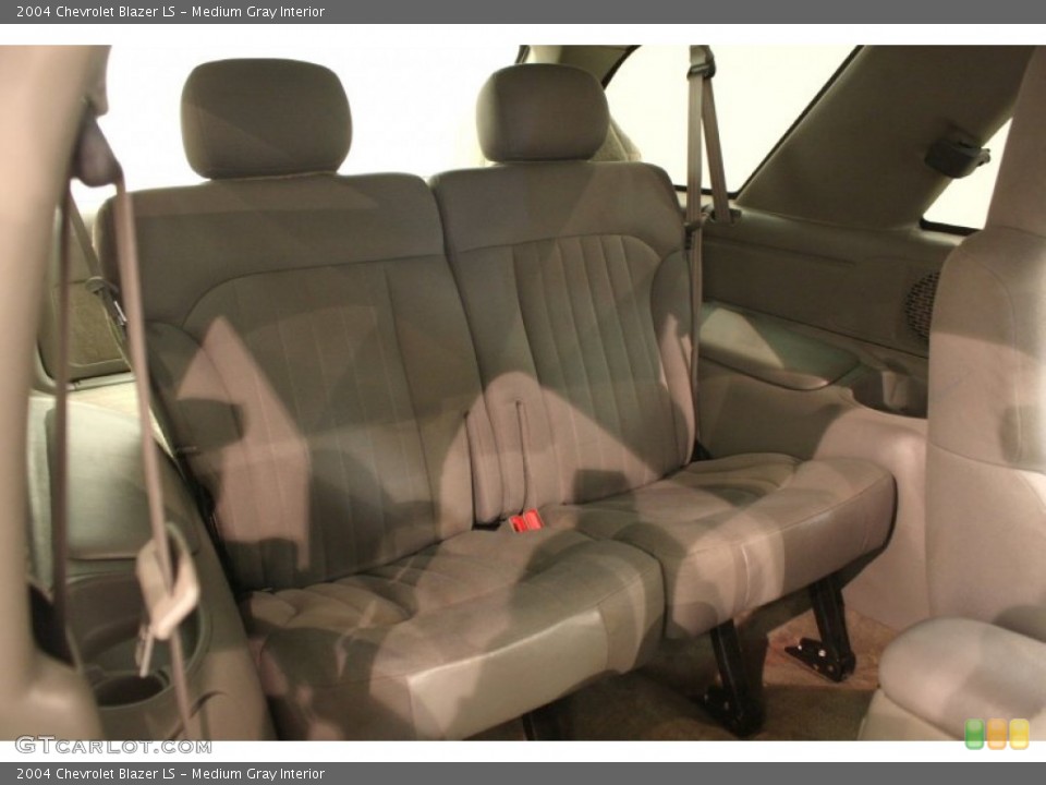 Medium Gray 2004 Chevrolet Blazer Interiors