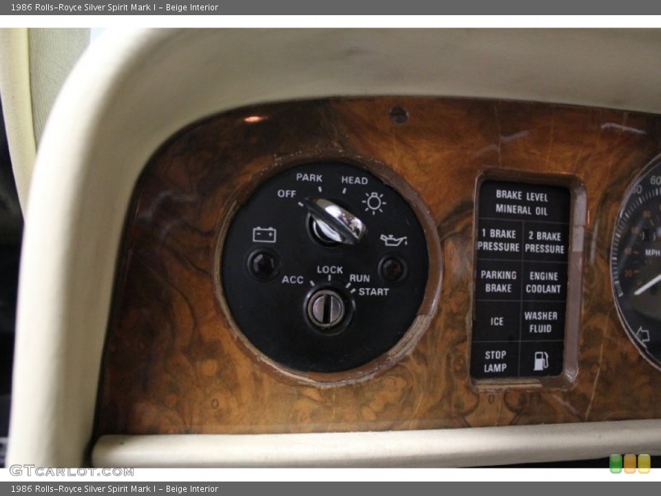 Beige Interior Controls for the 1986 Rolls-Royce Silver Spirit Mark I #69742096