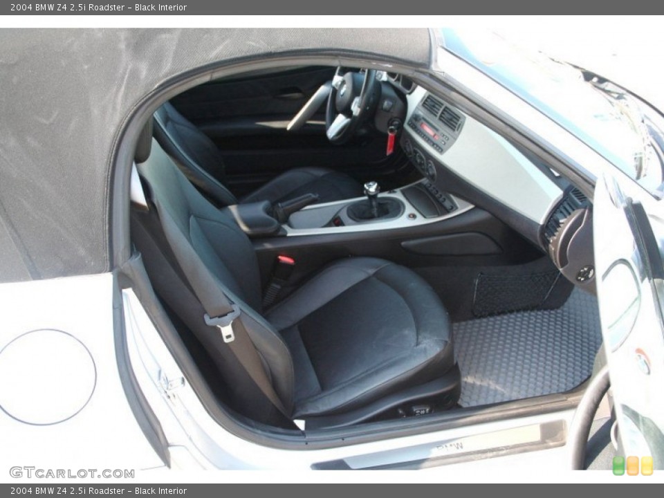 Black Interior Photo for the 2004 BMW Z4 2.5i Roadster #69749662