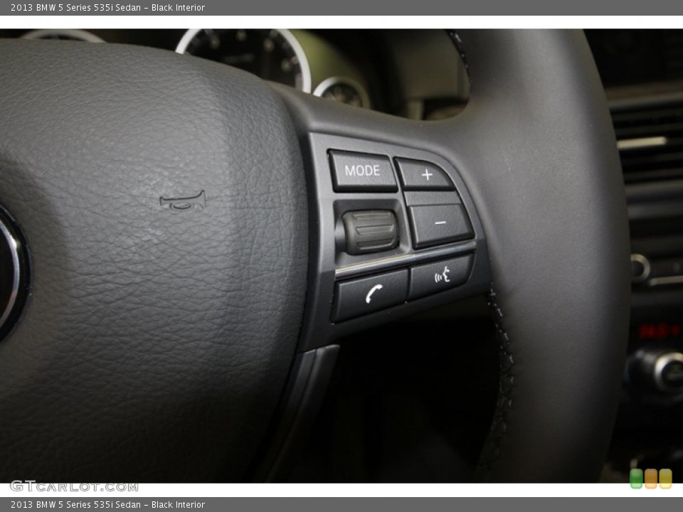 Black Interior Controls for the 2013 BMW 5 Series 535i Sedan #69756880