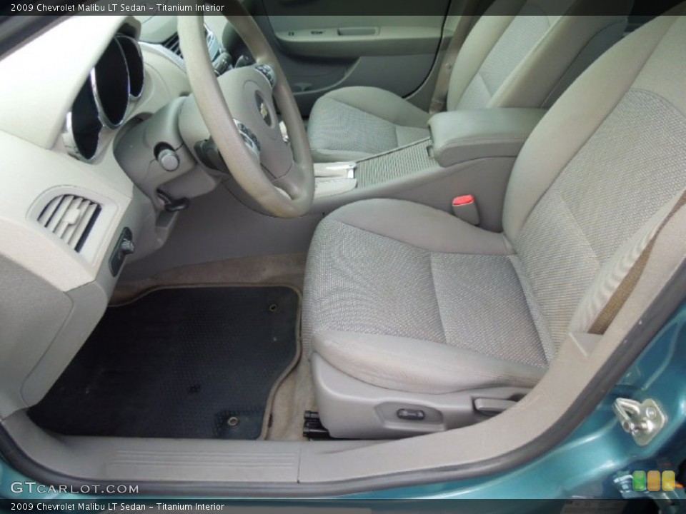 Titanium Interior Photo for the 2009 Chevrolet Malibu LT Sedan #69779431
